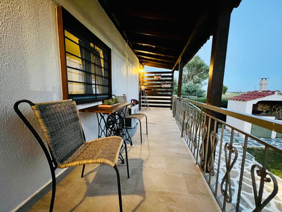 Anastasias Cottage Nea Irakleia Exterior photo